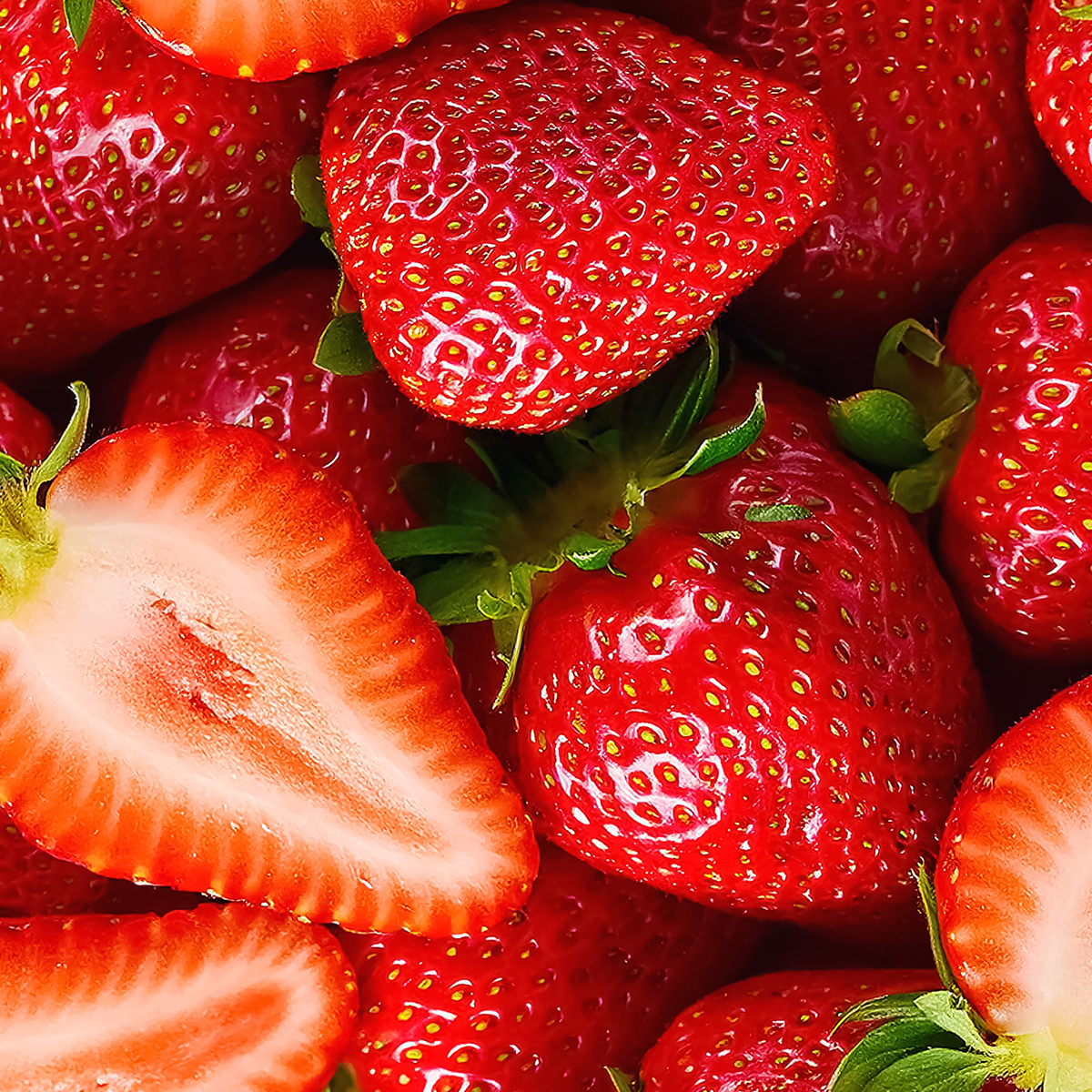 NAPÓJ O SMAKU CIEMNEJ CZEKOLADY Z TRUSKAWKĄ 40G BLACK