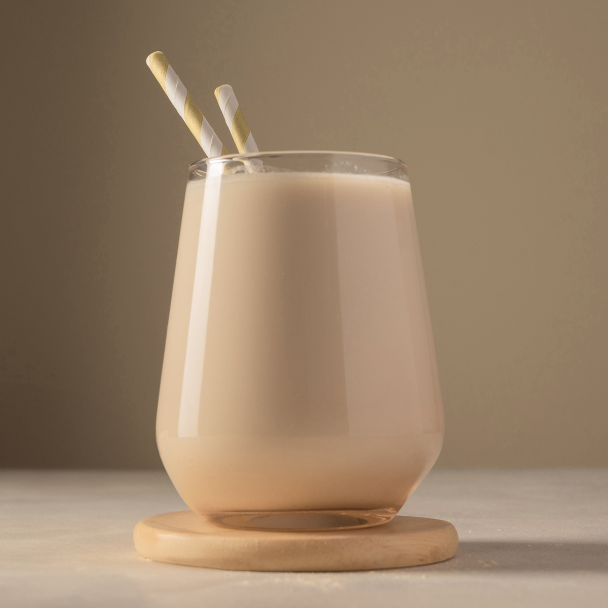 NAPÓJ O SMAKU BIAŁEJ CZEKOLADY Z MALINAMI 40G PINK